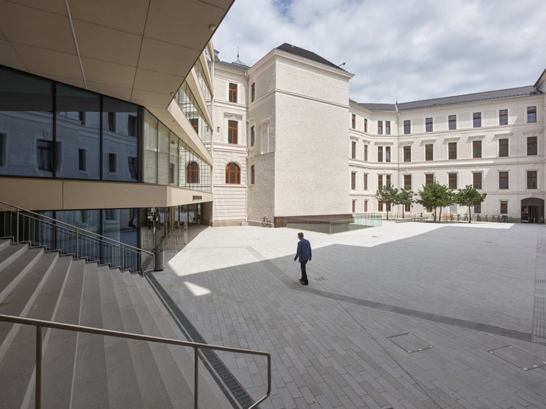 Bildnachweis: Kurt Hoerbst - Justizgebäude Salzburg